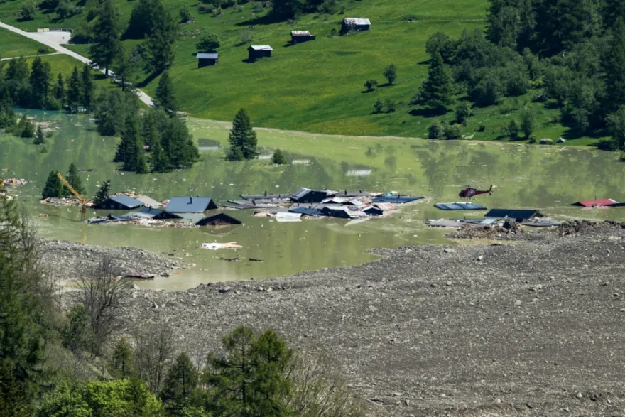 3283e460be82154ffa6b141abda2c03c-89439379