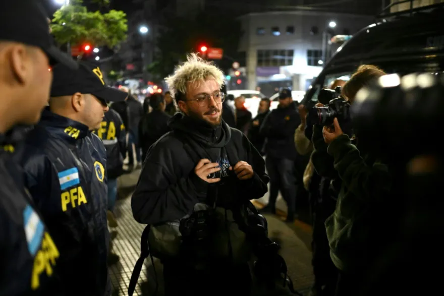 1f8f77ca0050af7012a4f30625cc18bf-89393063