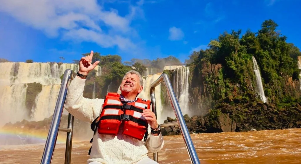 Semino Rossi en las Cataratas del Iguazú